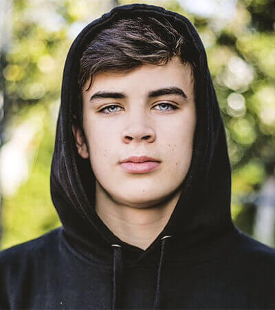 Hayes Grier